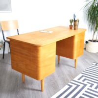 bureau danois vintage, bureau vintage, bureau, bureau scandinave, bureau scandinave vintage, bureau bois clair, bureau bois blond, bureau bois blond vintage, bureau bois clair vintage, bureau pieds compas, bureau 130cm, mobilier vintage paris