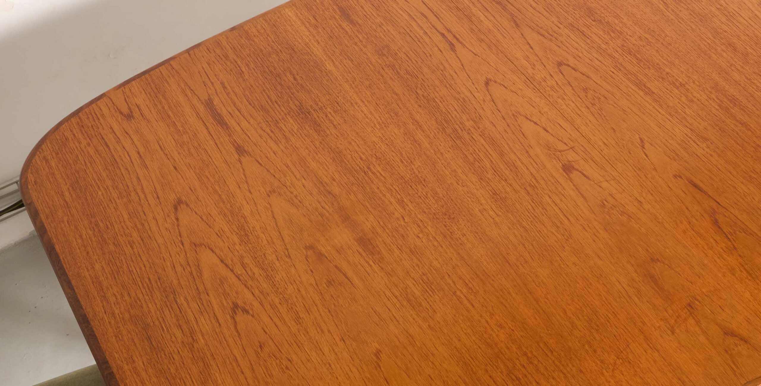 table à manger scandinave, table à manger g plan, table à manger vintage, table à manger extensible, table à manger rallonge papillon, table à manger en teck