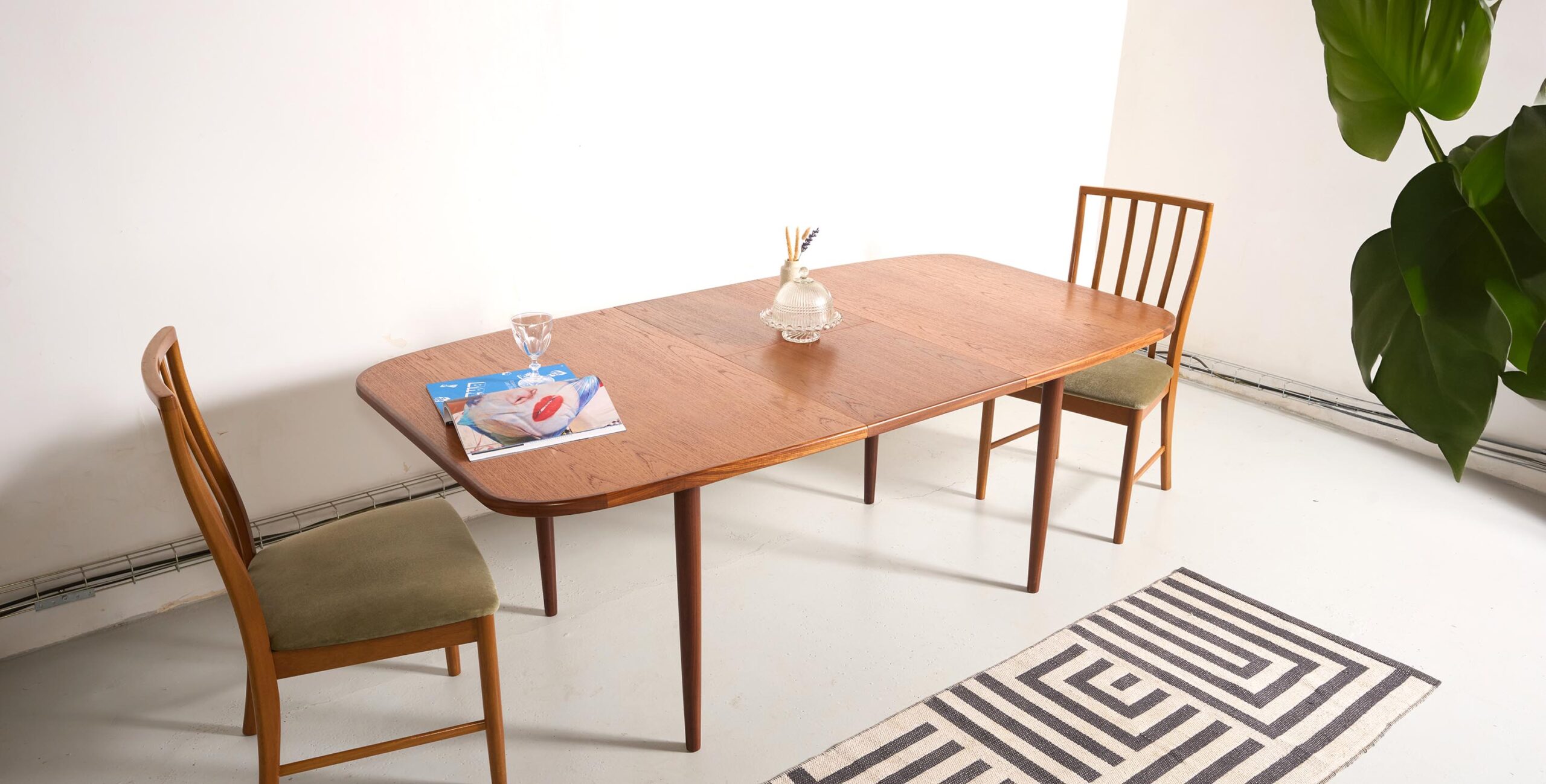 table à manger scandinave, table à manger g plan, table à manger vintage, table à manger extensible, table à manger rallonge papillon, table à manger en teck