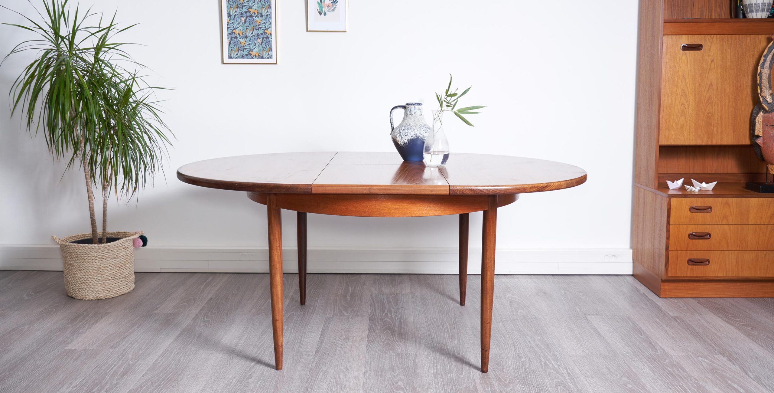 table à manger extensible vintage, table g plan en teck scandinave vintage, table vintage avec rallonge , table ronde vintage, table ronde teck vintage, table ronde bois foncé, room 30