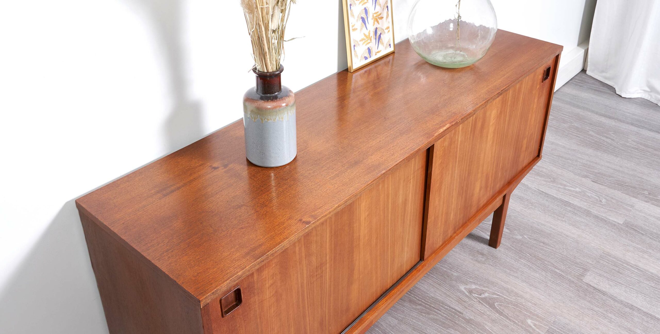 enfilade scandinave vintage, Enfilade vintage, enfilade jentique, enfilade teck vintage, enfilade teck, enfilade en teck, enfilade 2m, grande enfilade, grande enfilade jentique, enfilade scandinave, enfilade epuree, enfilade 1950, enfilade vintage paris, mobilier vintage, room 30, enfilade portes coulissantes, enfilade vintage coulissante, enfilade avec portes coulissantes. petite enfilade vintage