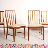 chaises vintage, 4 chaises vintage, 4 chaises scandinaves; chaises scandinaves, chaises en teck, chaises barreaux, MCintosh, chaise vintage