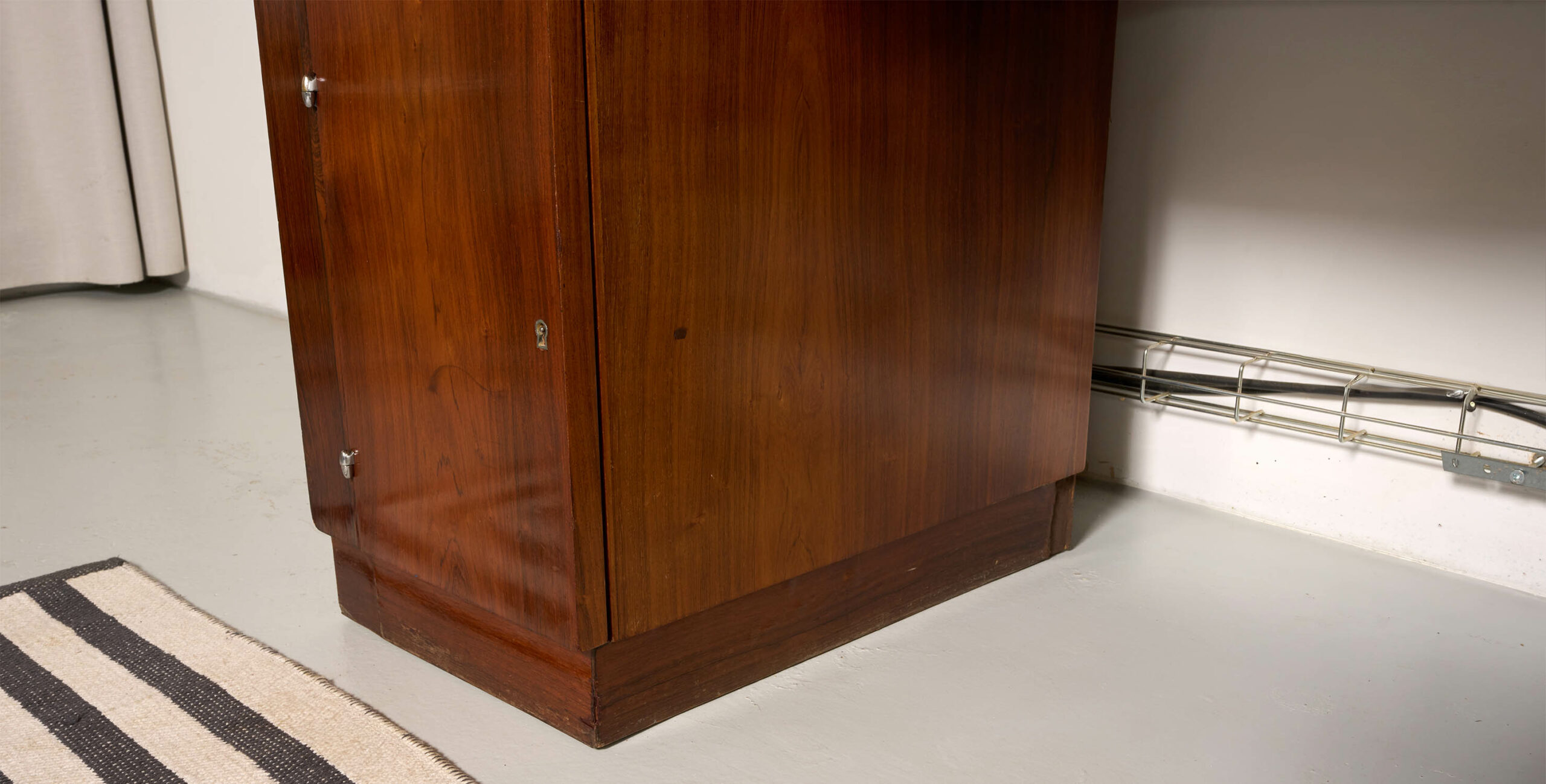 bureau art déco, bureau art déco ancien, bureau vintage, bureau milieu de pièce, bureau en noyer, bureau art deco, bureau milieu de pièce