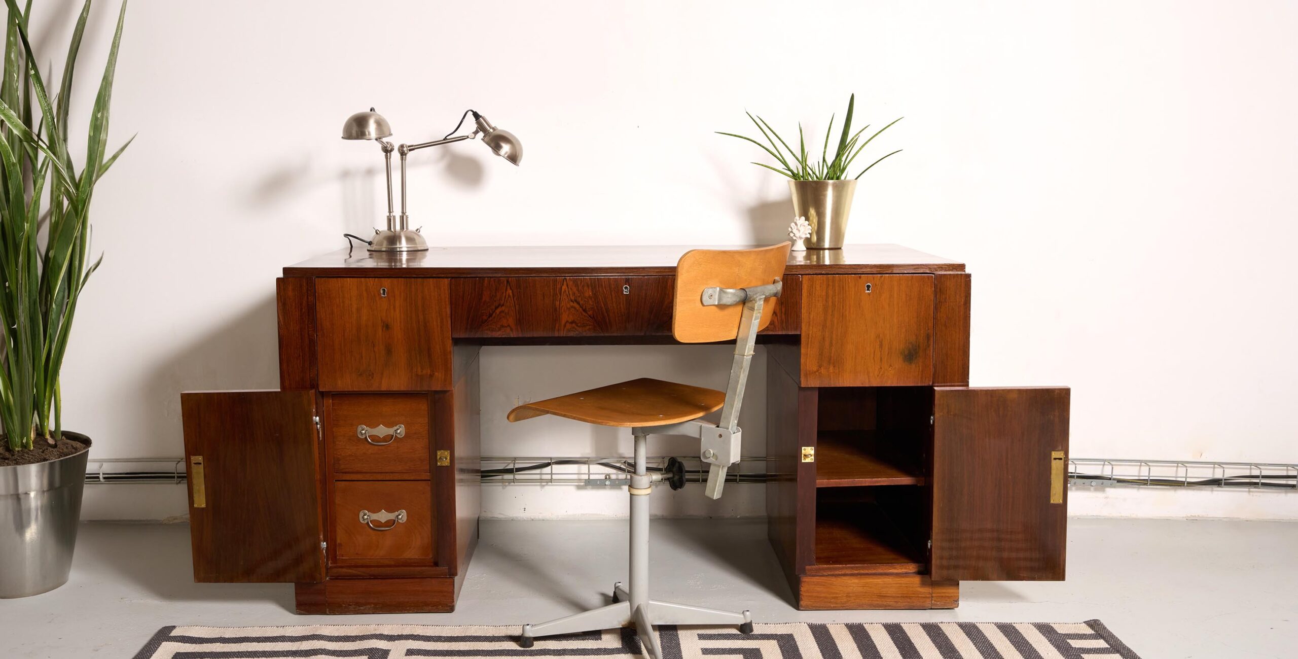 bureau art déco, bureau art déco ancien, bureau vintage, bureau milieu de pièce, bureau en noyer, bureau art deco, bureau milieu de pièce